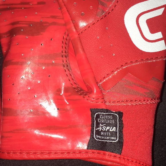 Cutters Rev Pro 2.0 Football Gloves - Picture 6 of 6